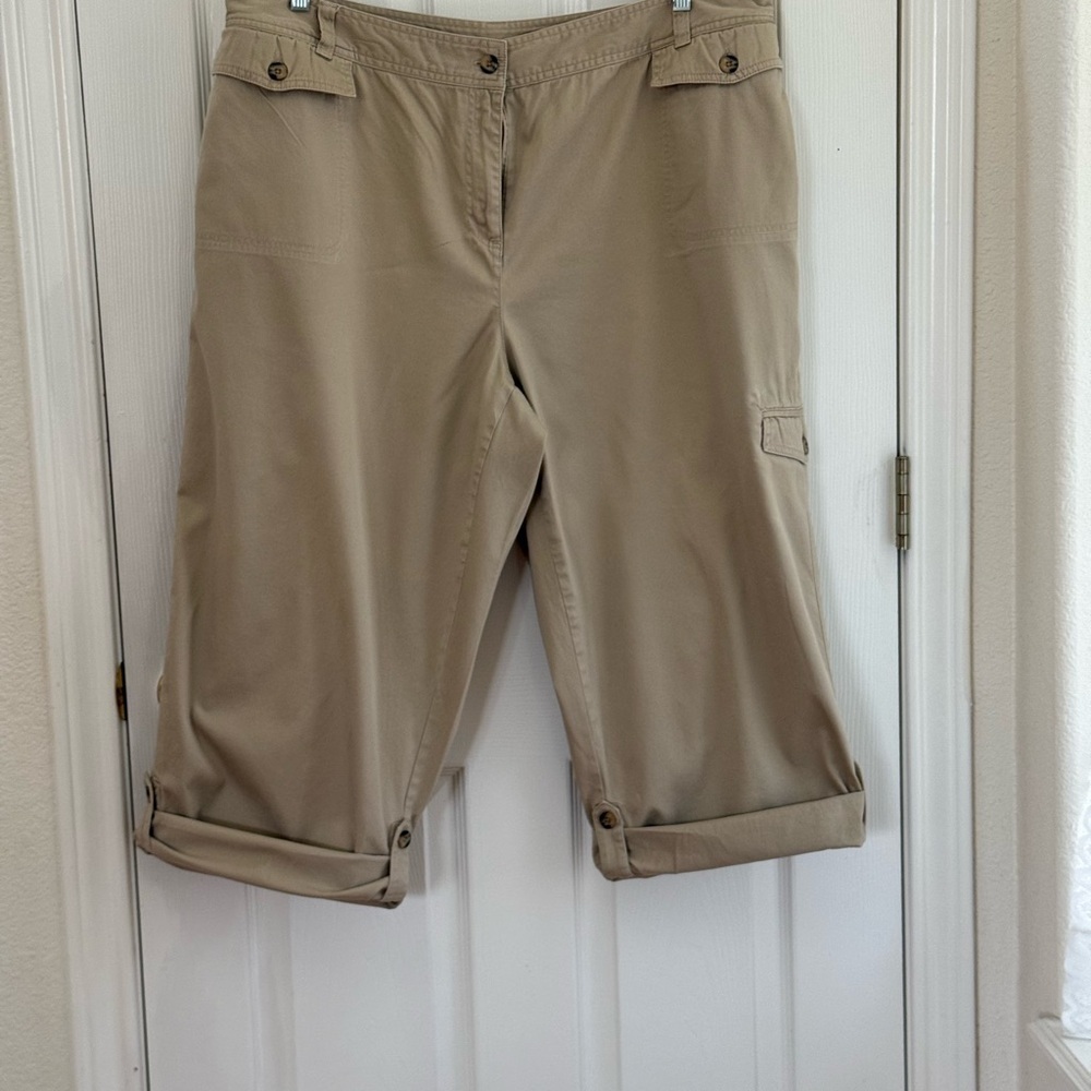 Charter Club Women’s Adjustable Capris/Cropped Pants. Size 20W - Picture 3 of 7